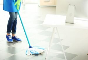 Piso azulejo: Ventajas, desventajas y cuidados necesarios 2 Limpieza pisos de ceramica